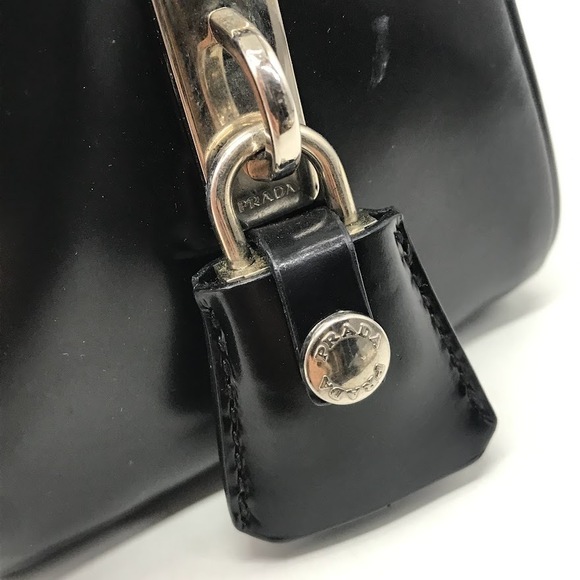Prada BLACK Shoulder Bag SPAZZOLATO Logo - Picture 9 of 13